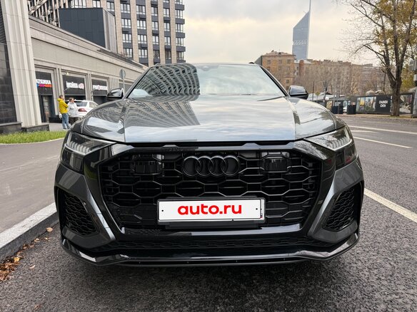 2019 Audi Q8 50 TDI I (4M), серый, 7250000 рублей - вид 1