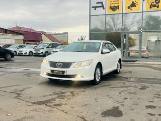 2014 Toyota Camry VII (XV50), белый, 1799000 рублей, вид 2