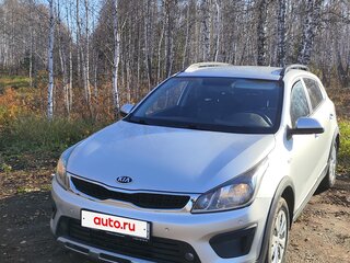 2019 Kia Rio X-Line IV, серебристый, 1640000 рублей, вид 1