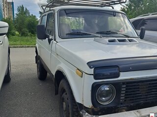 2002 Lada (ВАЗ) 2121 (4x4) I Рестайлинг, белый, 180000 рублей, вид 1
