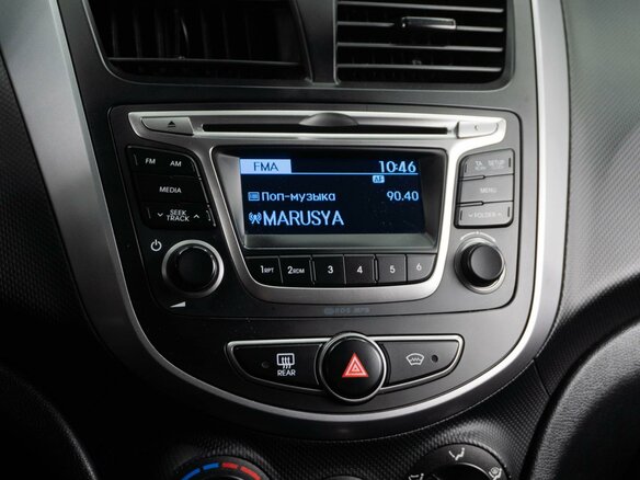 2016 Hyundai Solaris I Рестайлинг, красный, 1270000 рублей - вид 12