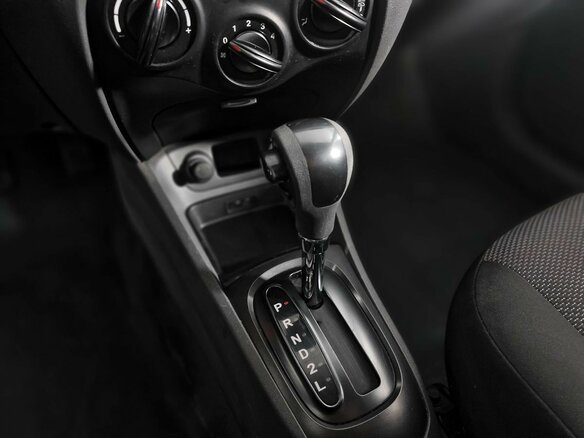 2011 Kia Rio II Рестайлинг, красный, 669000 рублей - вид 15