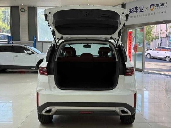 2022 Geely Vision X6 Pro, белый, 1495000 рублей - вид 22