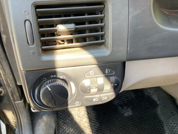 2009 Lada (ВАЗ) Priora I, чёрный, 345000 рублей - вид 15