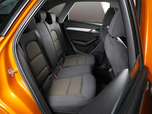 2013 Audi Q3 I (8U), оранжевый, 2120000 рублей - вид 6