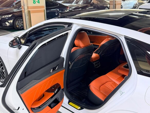 2023 Kia K5 III Рестайлинг, белый, 3130000 рублей - вид 8