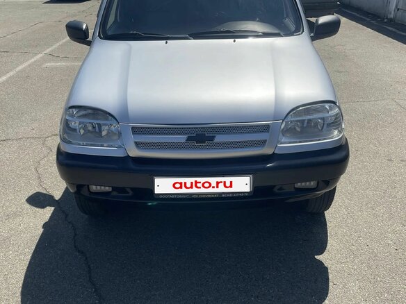 2004 Chevrolet Niva I, серебристый, 500000 рублей - вид 2
