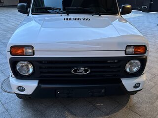 2024 Lada (ВАЗ) Niva Legend Euro-2 I, белый, 900000 рублей, вид 3