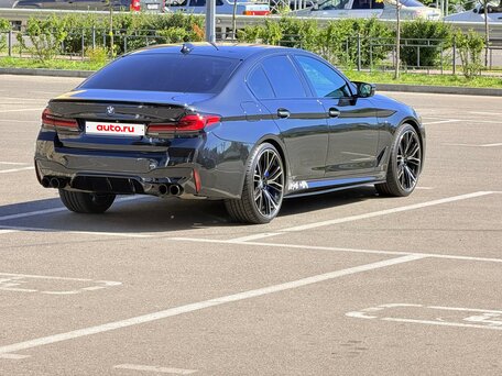 2018 BMW 5 серии 520d xDrive VII (G30/G31/G38), чёрный, 3800000 рублей, вид 4