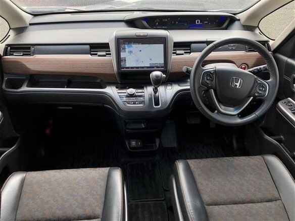2023 Honda Freed+ II Рестайлинг, белый, 1287000 рублей - вид 8