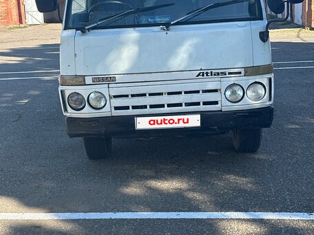 1991 Nissan Atlas, белый, 499999 рублей, вид 4