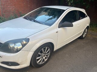 2007 Opel Astra GTC H Рестайлинг, белый, 280000 рублей, вид 3