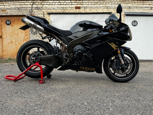 2008 Yamaha YZF-R1, чёрный, 630000 рублей
