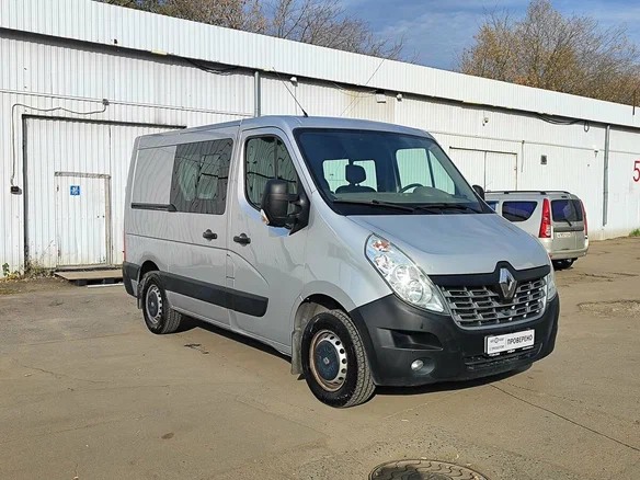 2017 Renault Master, серебристый, 2499000 рублей - вид 2