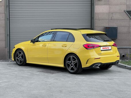 2019 Mercedes-Benz A-Класс 200 IV (W177), жёлтый, 2280000 рублей, вид 5