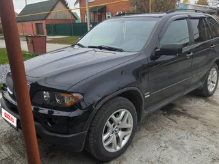 2004 BMW X5 4.4i I (E53) Рестайлинг, чёрный, 1000000 рублей, вид 1