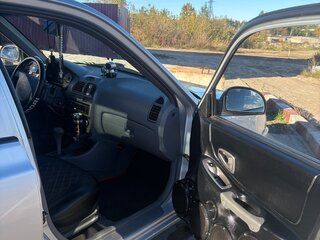 2004 Hyundai Accent ТагАЗ II, серебристый, 350000 рублей, вид 4