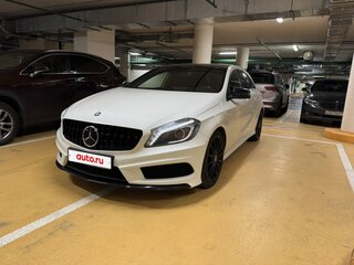 2013 Mercedes-Benz A-Класс 180 III (W176), белый, 1750000 рублей, вид 3