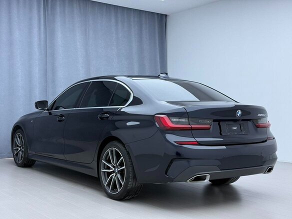 2022 BMW 3 серии Long 320Li VII (G2x), чёрный, 2973000 рублей - вид 5