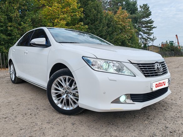 2014 Toyota Camry VII (XV50), белый, 1785000 рублей - вид 3