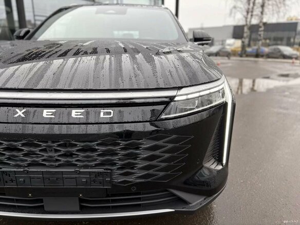 2024 Exeed RX, чёрный, 4950000 рублей - вид 2