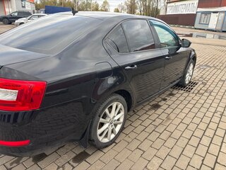 2016 Skoda Octavia III (A7), чёрный, 1400000 рублей, вид 5