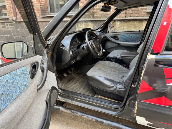 2004 Chevrolet Niva I, пурпурный, 765000 рублей - вид 5