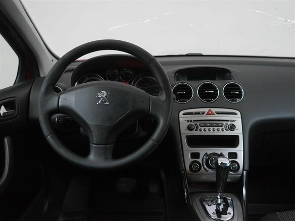 2013 Peugeot 408 I, красный, 539000 рублей - вид 9