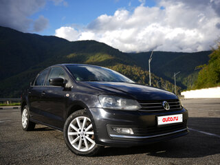 2017 Volkswagen Polo V Рестайлинг, чёрный, 1190000 рублей, вид 3