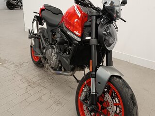 2022 Ducati Monster 937, красный, 1100000 рублей, вид 1