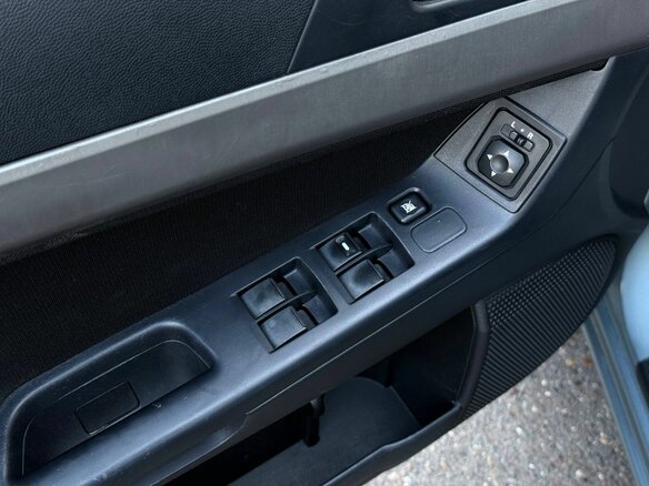 2011 Mitsubishi Lancer X Рестайлинг, зелёный, 644000 рублей - вид 20