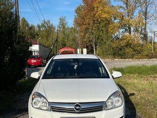 2013 Opel Astra H Рестайлинг, белый, 500000 рублей, вид 3