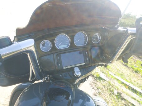 2017 Harley-Davidson Electra Glide, серый, 1399000 рублей, вид 4