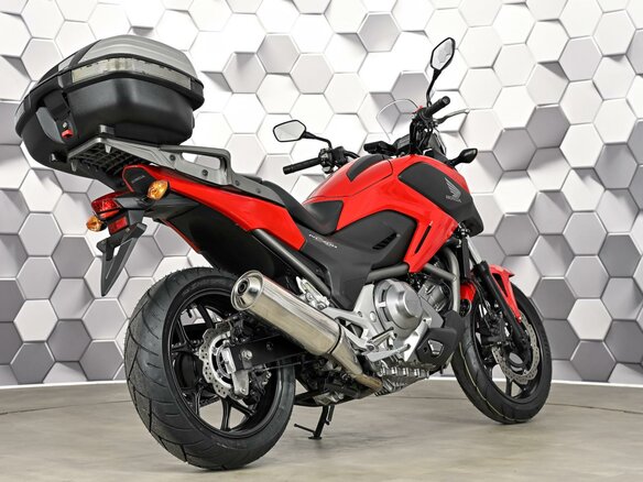 2012 Honda NC 700X, красный, 675000 рублей - вид 6