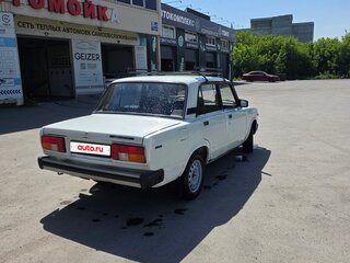 1996 Lada (ВАЗ) 2105, белый, 125000 рублей, вид 4