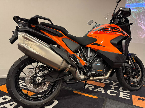 2024 KTM 1290 Super Adventure S, оранжевый, 1700000 рублей - вид 5