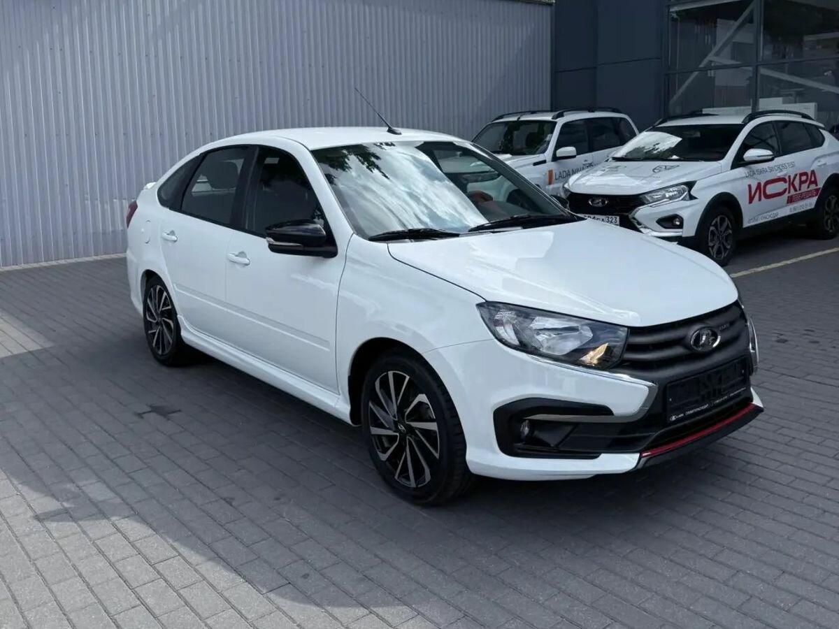 Открыть фотографии: Lada (ВАЗ) Granta I Рестайлинг