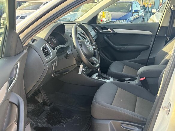 2013 Audi Q3 I (8U), белый, 1750000 рублей - вид 18