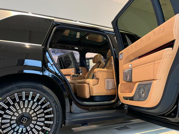 2026 Zeekr 9X 55 kWh (до 3.5 т), чёрный, 12890000 рублей - вид 19