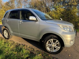 2013 Toyota Rush I, серебристый, 1550000 рублей, вид 5