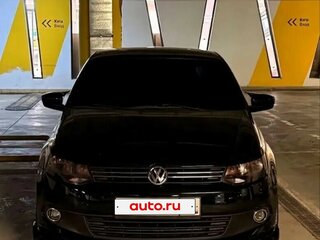 2013 Volkswagen Polo V, чёрный, 720000 рублей, вид 2