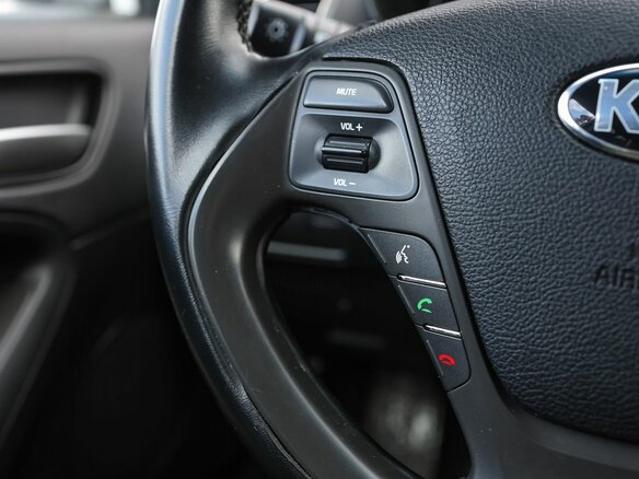 2017 Kia Cerato III Рестайлинг (Classic), белый - вид 14