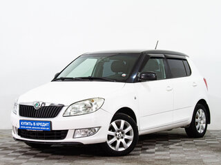 2013 Skoda Fabia II Рестайлинг, белый, 699000 рублей, вид 3