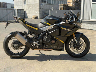2026 Voge 525RR, красный, 493300 рублей, вид 2