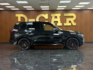 2025 BMW X5 40d IV (G05/G18) Рестайлинг, чёрный, 15881660 рублей, вид 4