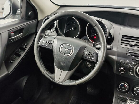 2012 Mazda 3 II (BL) Рестайлинг, белый, 799000 рублей - вид 18