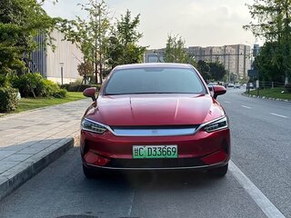 2022 BYD Qin Plus EV 500 I, красный, 1475400 рублей, вид 2