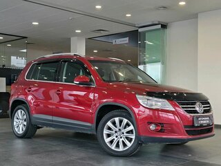 2010 Volkswagen Tiguan I, красный, 1040000 рублей, вид 1