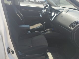 2017 Mitsubishi ASX I Рестайлинг 2, белый, 1247000 рублей, вид 5