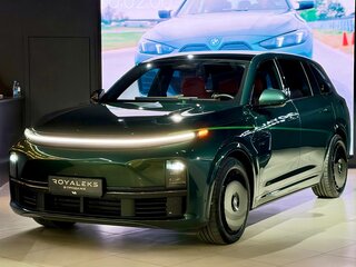 2023 Li Auto (Lixiang) L7 I, зелёный, 6500000 рублей, вид 1